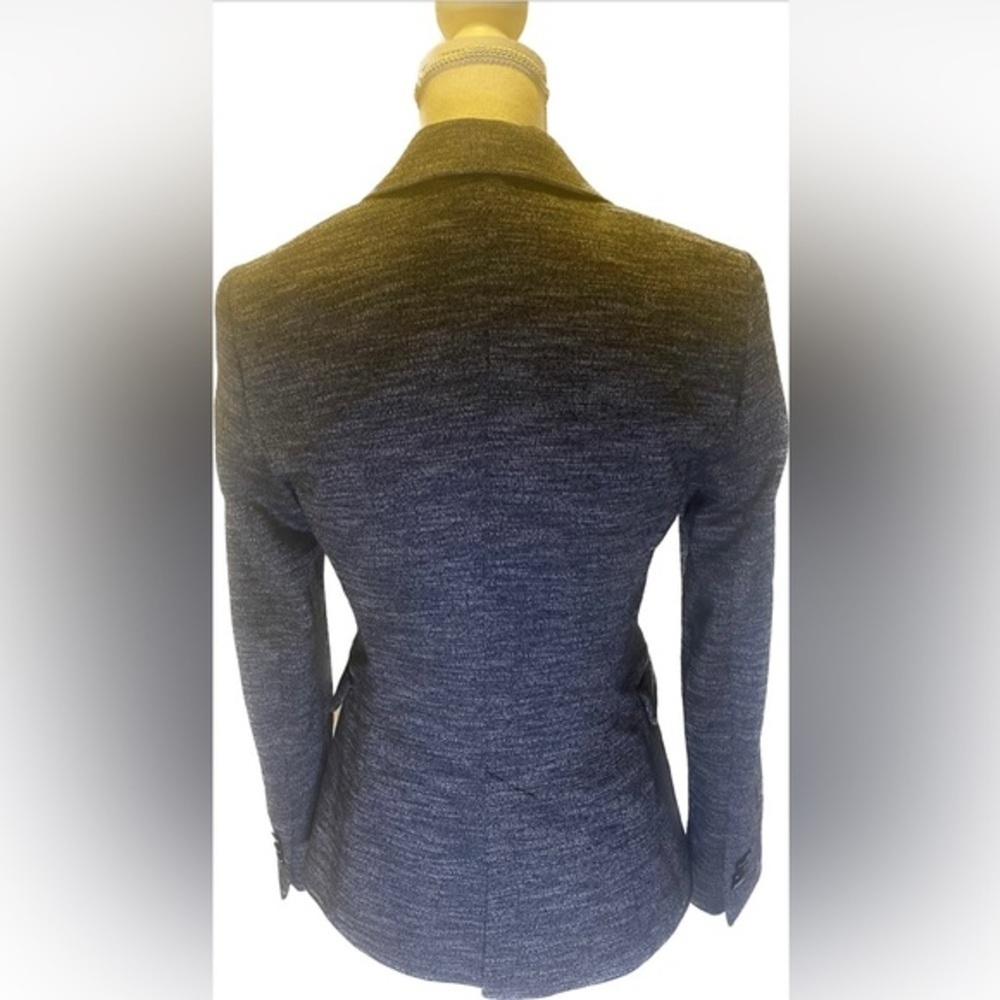 Zara Basic Blazer - Picture 2 of 7